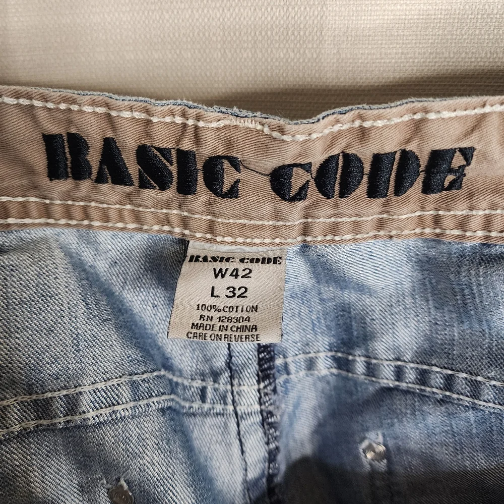 Basic Code Jeans - Picture 6 of 7